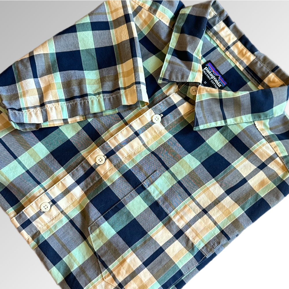 Patagonia Shirt Men’s Medium Green, Yellow, Teal Plaid Short Sleeve Button Down